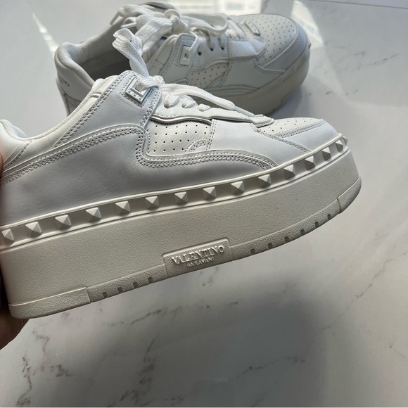 Valentino Garavani Freedots XL leather sneakers- Size 36; Excellent Condition - Picture 6 of 13